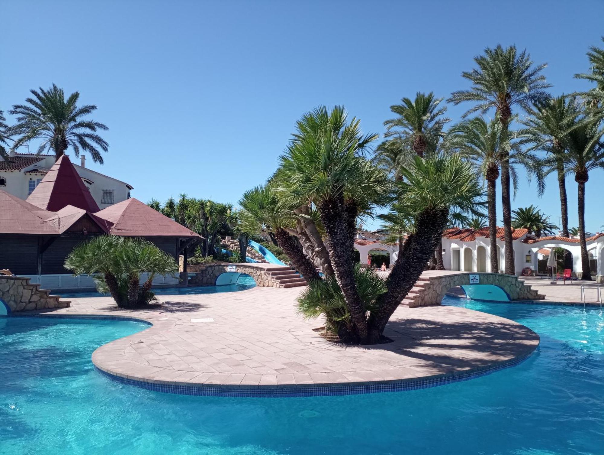 Alojamiento Con Piscina Y Chiringuito Dénia Extérieur photo
